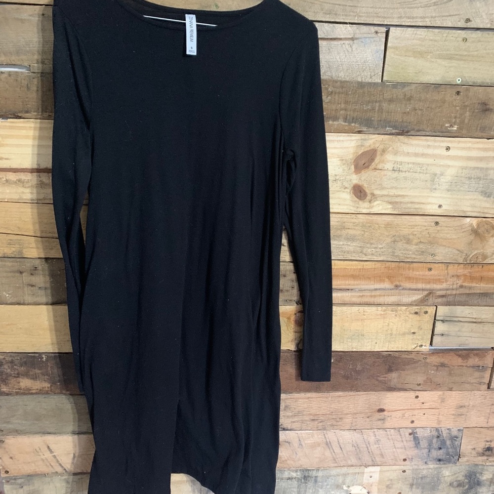 Black Boutique Dress w/ pockets